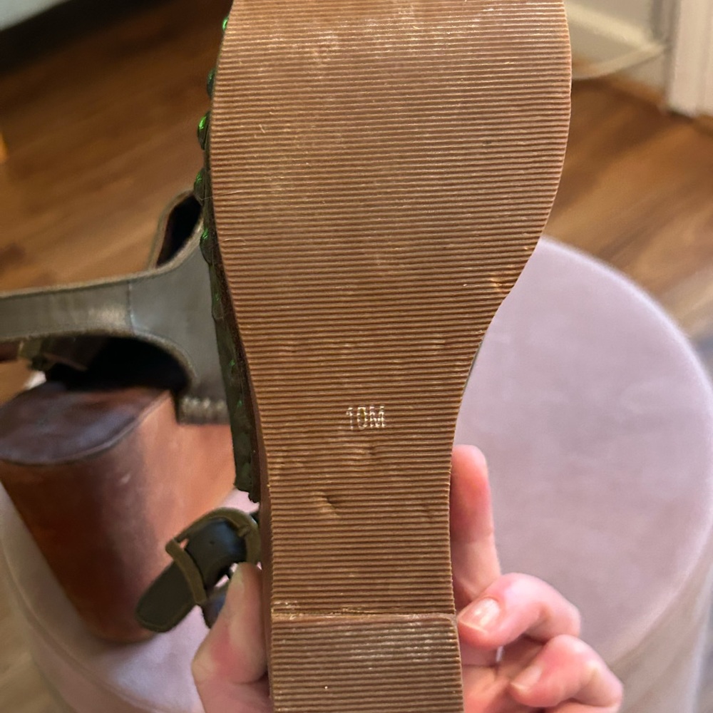 Jeffrey Campbell Snick Olive Green & Wood Wedges - Picture 5 of 8